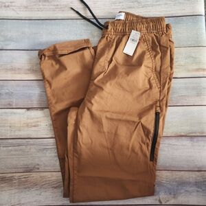 NWT Old Navy Boy's Tan Casual/Uniform Chino Pants